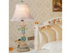 艾帝斯堡台灯 灯光艺术与家居装饰的完美融合